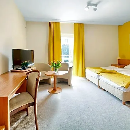 Taaakaryba Hotel