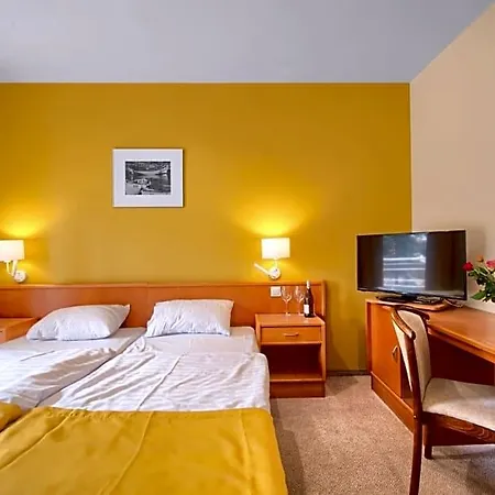 Taaakaryba Hotel